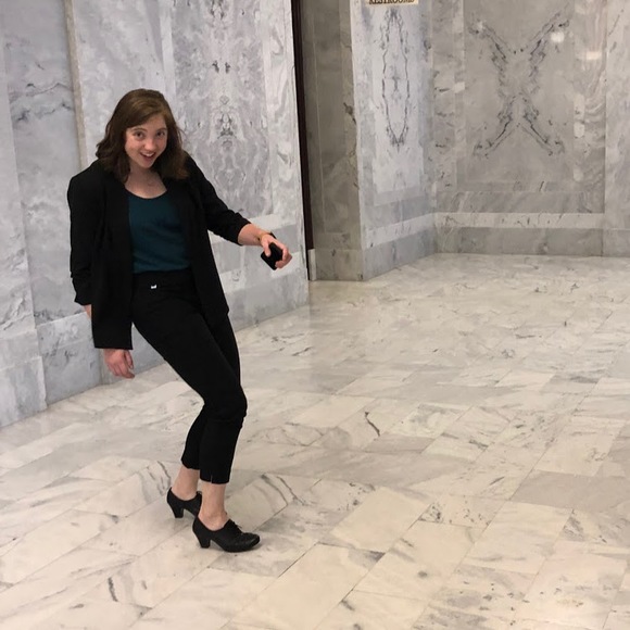 Meet your Posher, Lexie - Picture 1 of 1